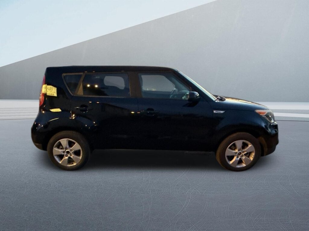 2018 Kia Soul BASE MODEL