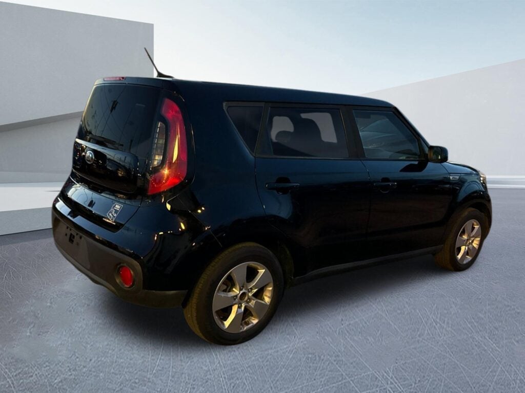 2018 Kia Soul BASE MODEL