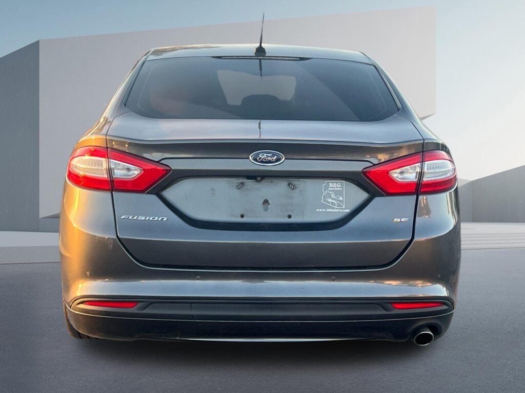 2016 Ford Fusion SE