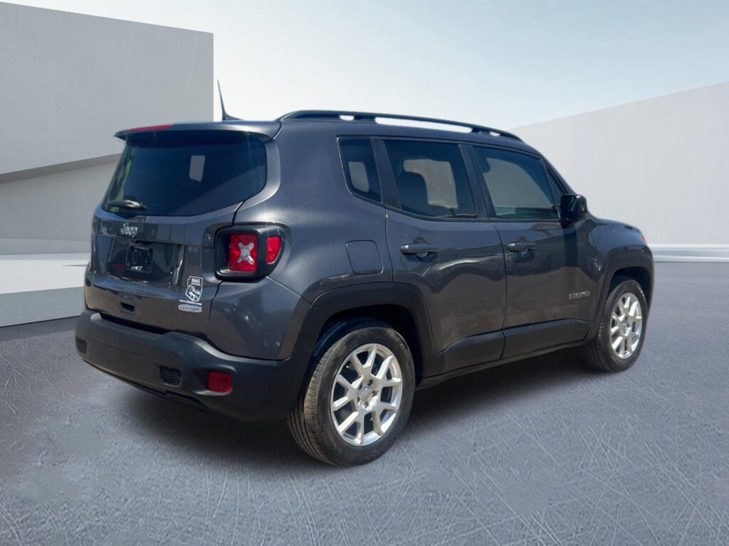 2020 Jeep Renegade Latitude FWD