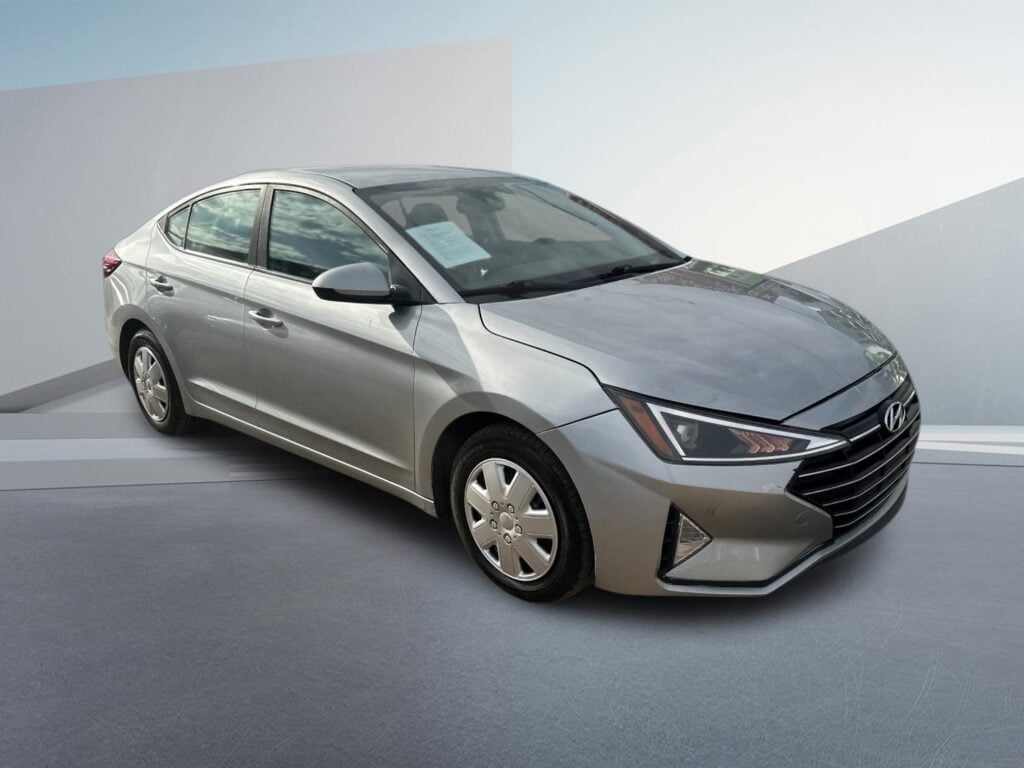 2020 Hyundai Elantra SE 6AT