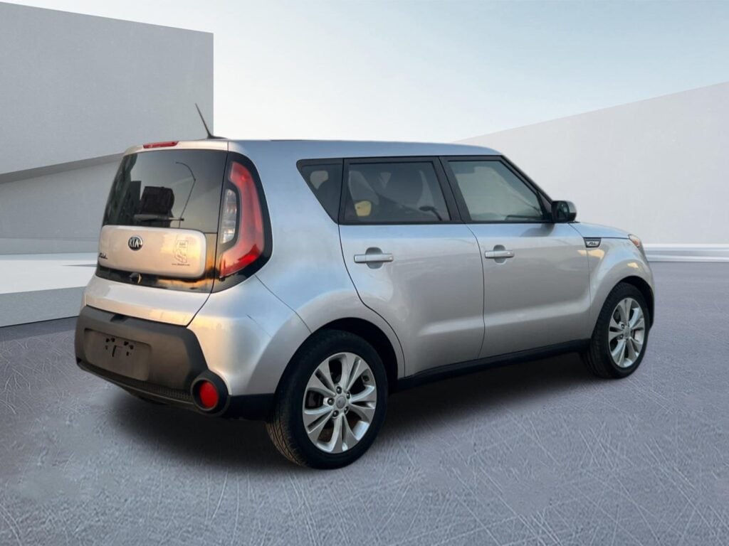 2015 Kia Soul +