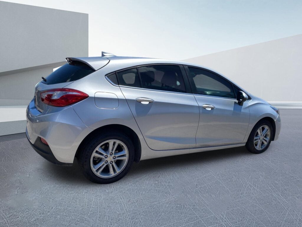 2018 Chevrolet Cruze LT Auto Hatchback