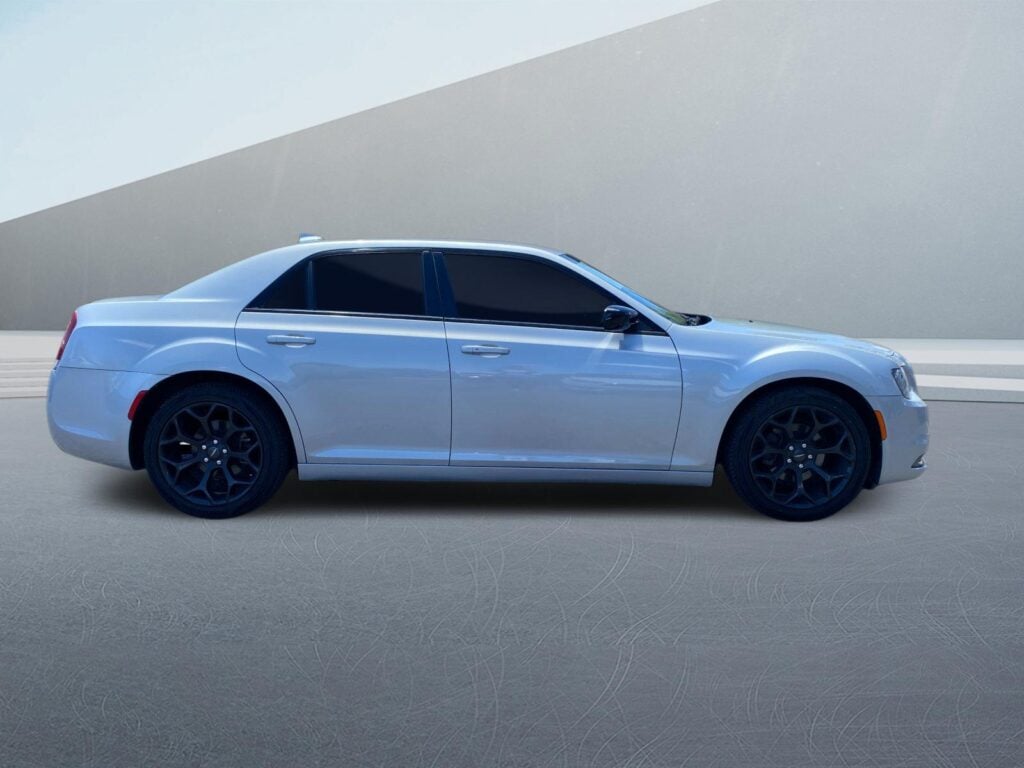 2019 Chrysler 300 Touring