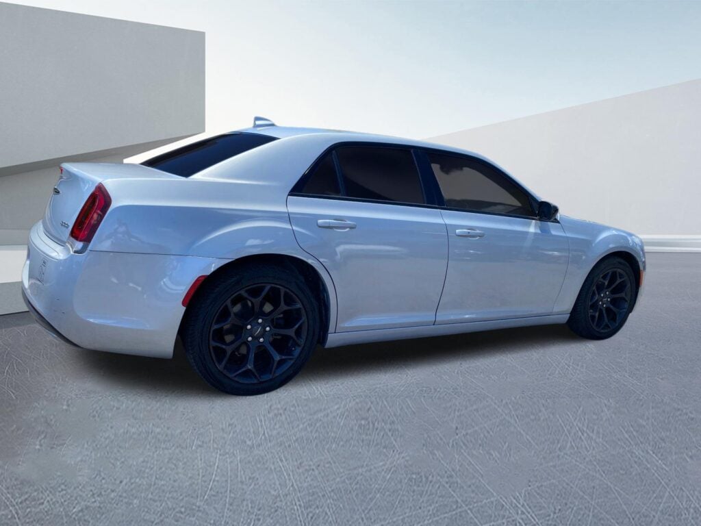 2019 Chrysler 300 Touring