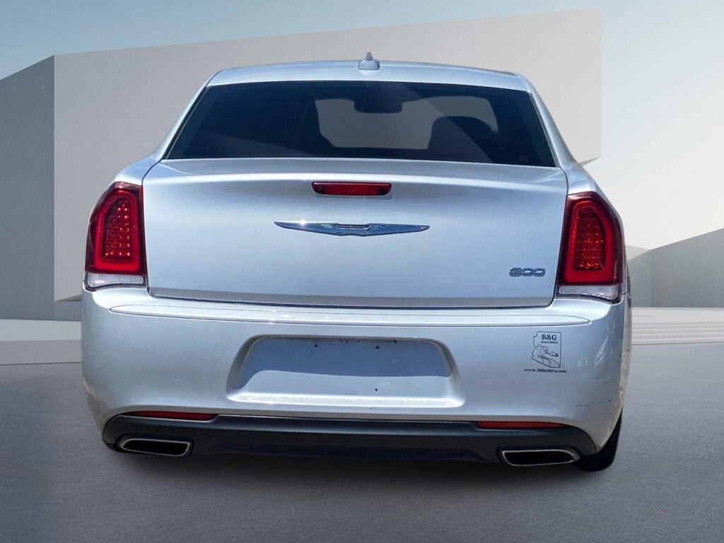 2019 Chrysler 300 Touring
