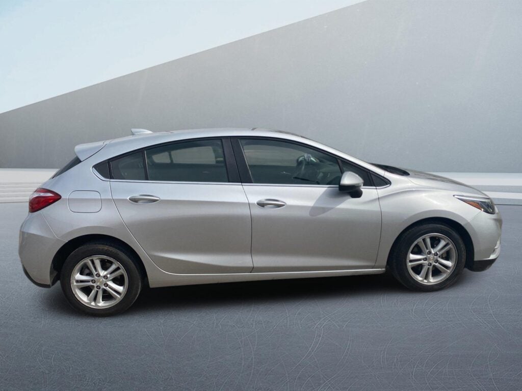 2018 Chevrolet Cruze LT Auto Hatchback