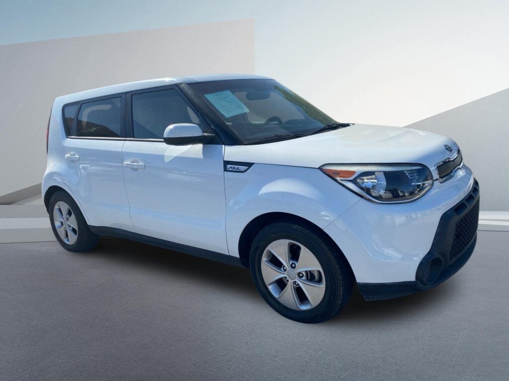 2016 Kia Soul BASE MODEL