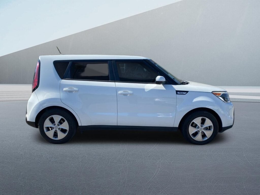 2016 Kia Soul BASE MODEL