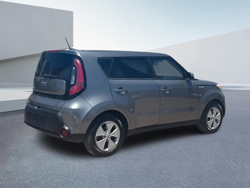 2016 Kia Soul .