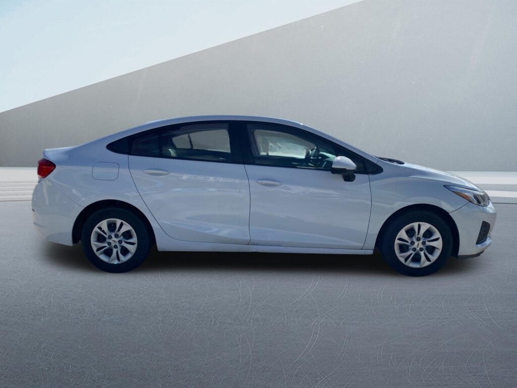2019 Chevrolet Cruze LS Auto