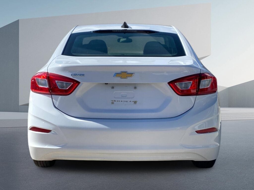 2019 Chevrolet Cruze LS Auto