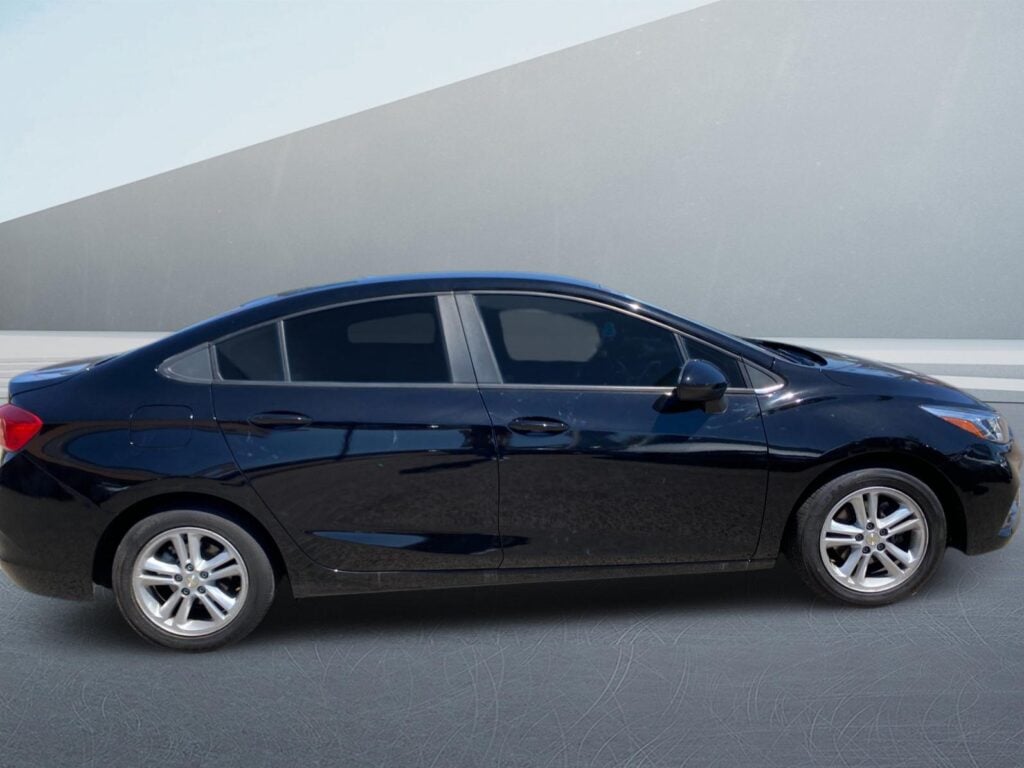 2017 Chevrolet Cruze LS Auto