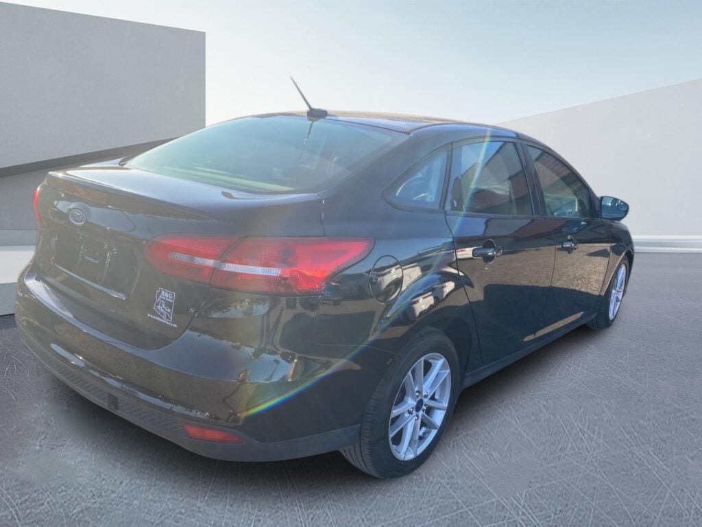 2017 Ford Focus SE Sedan