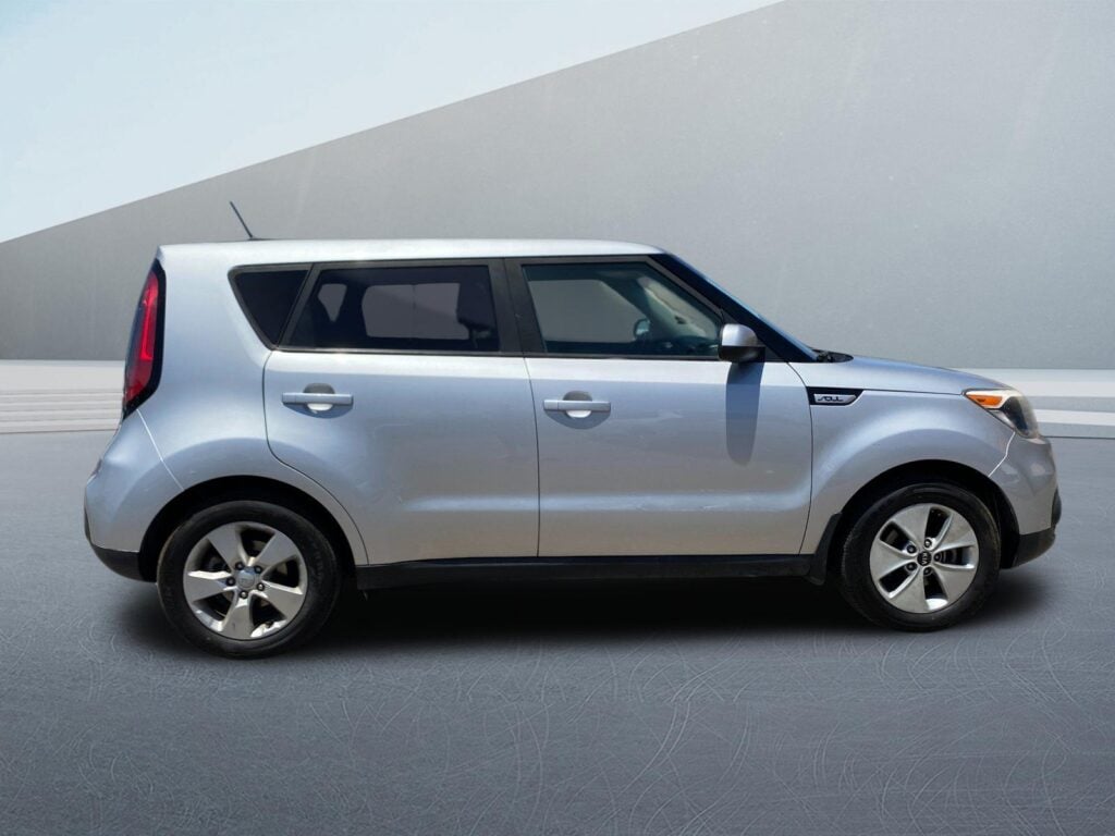 2017 Kia Soul Base 6A