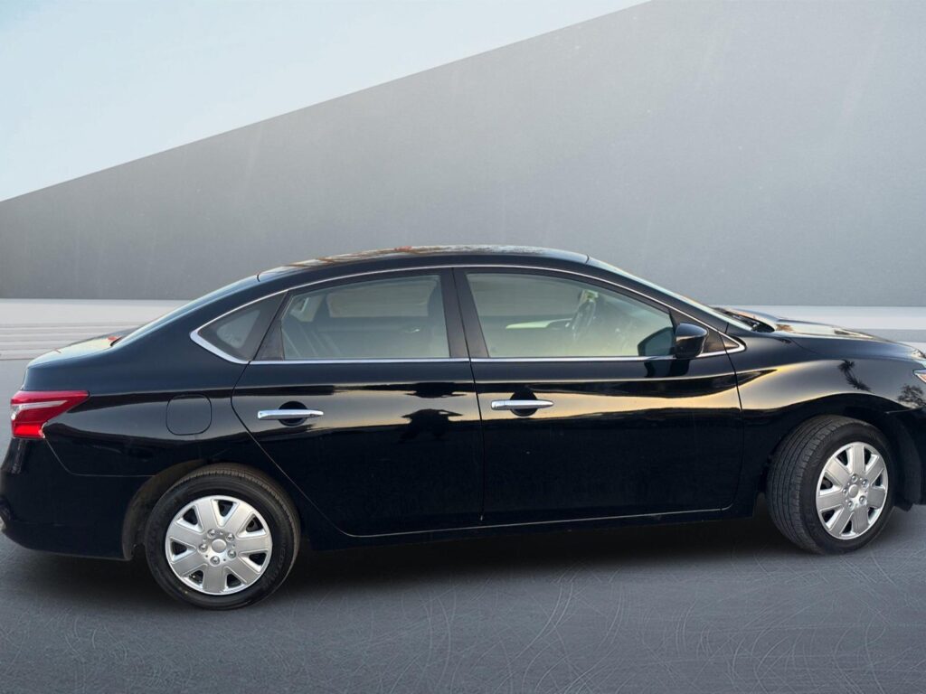 2019 Nissan Sentra S Sedan 4 DR