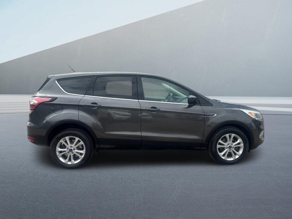 2017 Ford Escape SE FWD