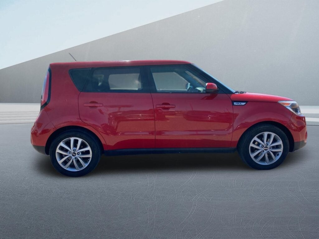 2017 Kia Soul +