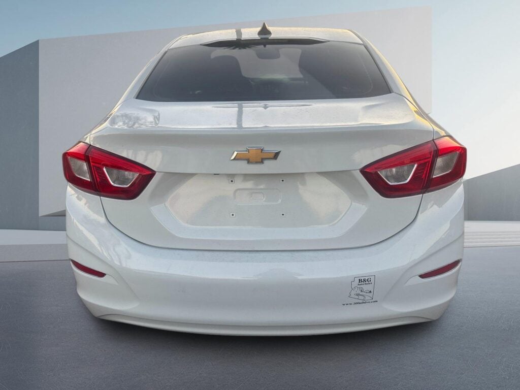 2018 Chevrolet Cruze LS Auto