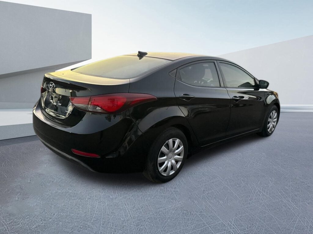 2016 Hyundai Elantra SE 6MT
