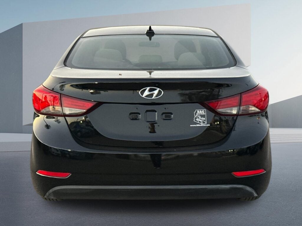 2016 Hyundai Elantra SE 6MT