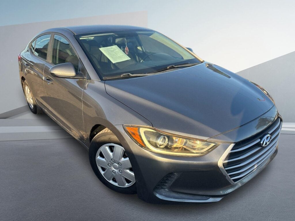2017 Hyundai Elantra SE 6AT