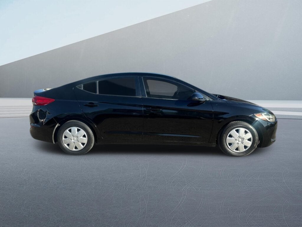 2017 Hyundai Elantra SE 6AT
