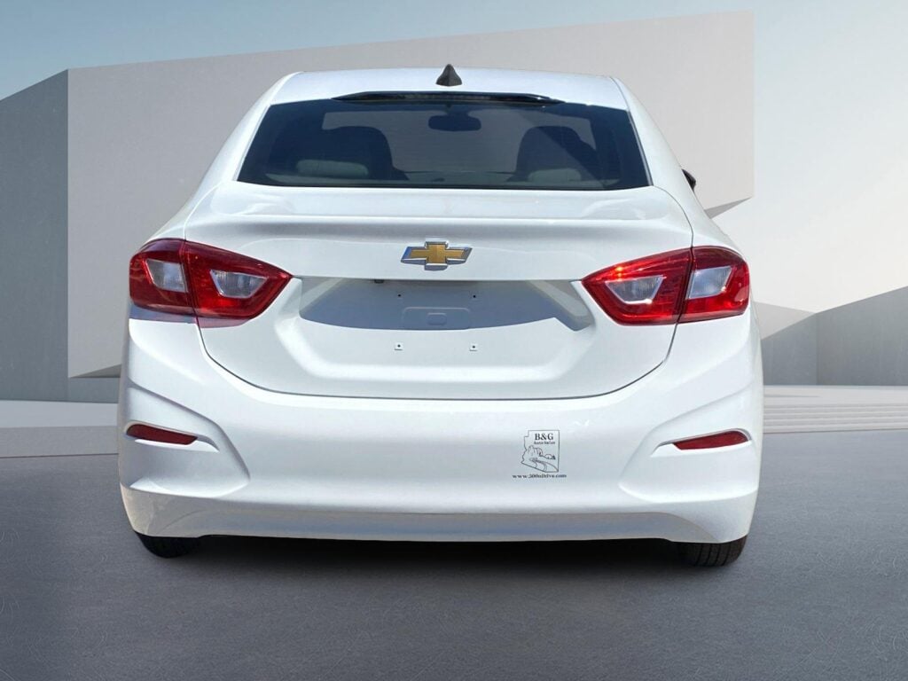 2018 Chevrolet Cruze LS Auto