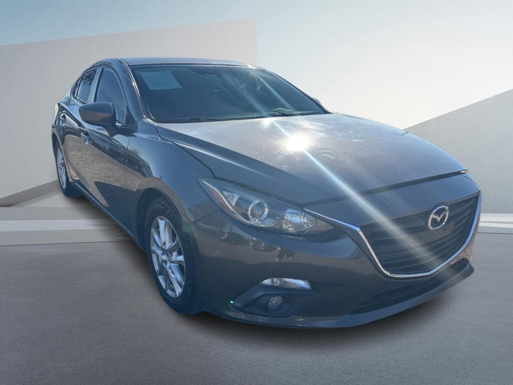 2016 Mazda MAZDA3 i Touring AT 4-Door