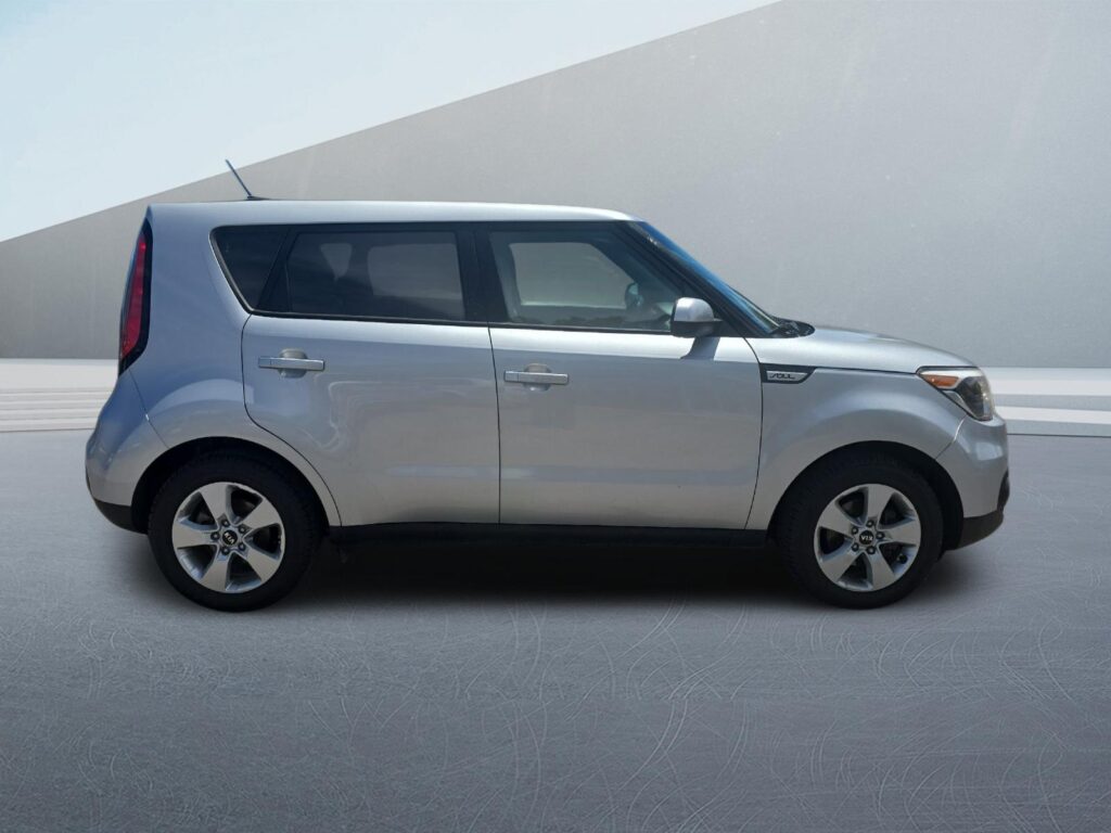 2017 Kia Soul Base 6A
