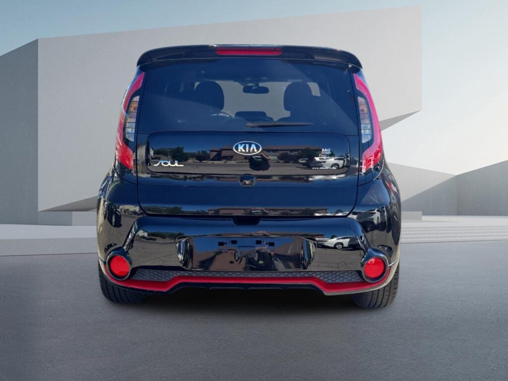 2015 Kia Soul +