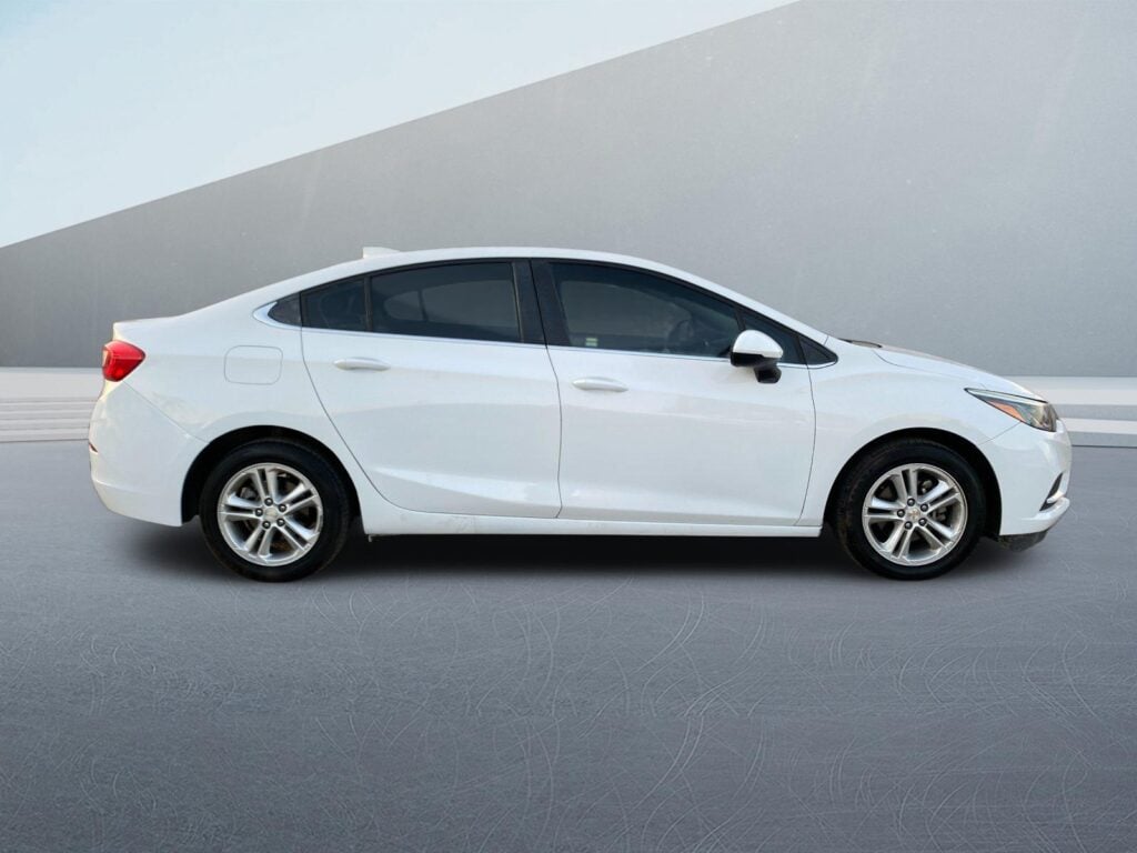 2018 Chevrolet Cruze LT Auto