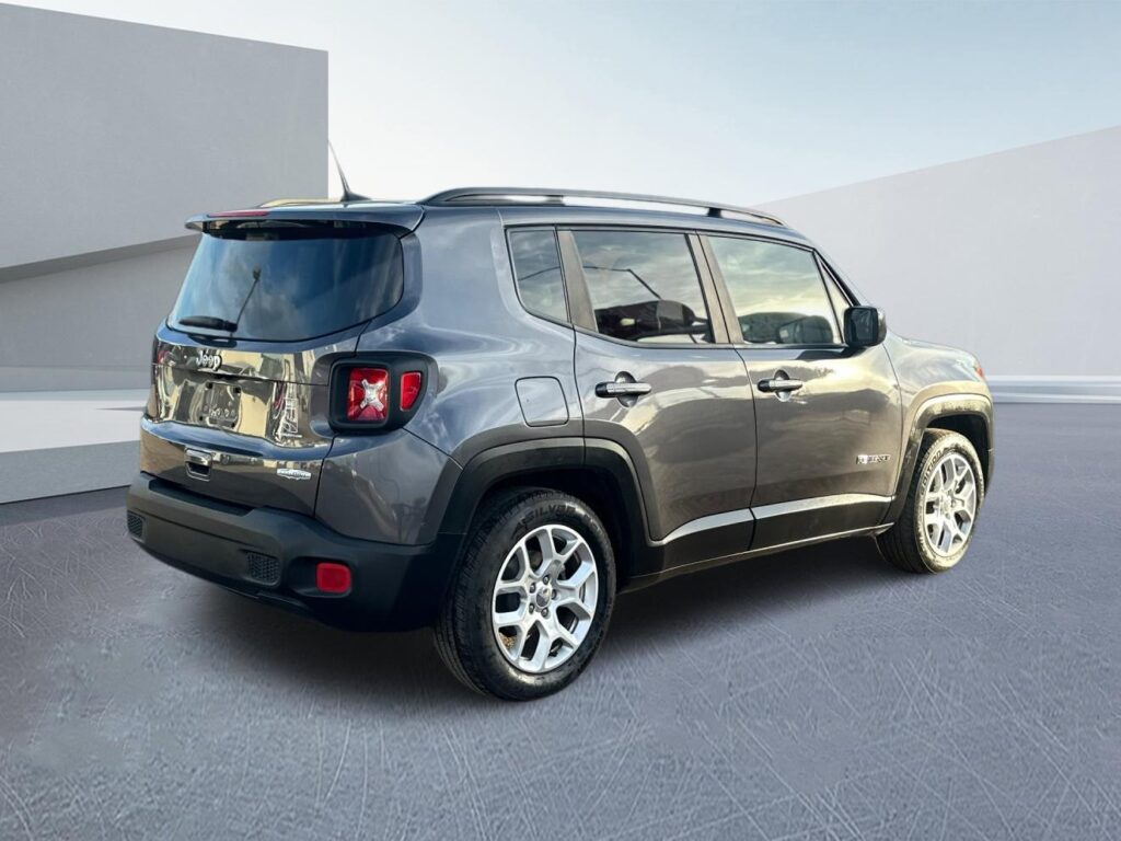 2018 Jeep Renegade Latitude FWD