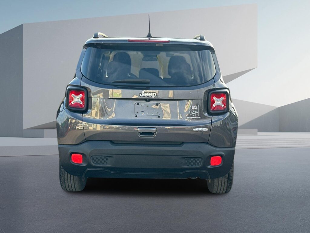 2018 Jeep Renegade Latitude FWD
