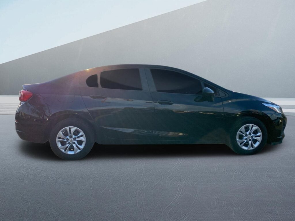 2019 Chevrolet Cruze LS