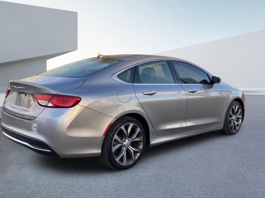 2016 Chrysler 200 C