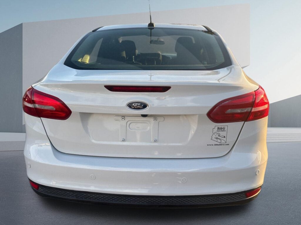 2016 Ford Focus SE Sedan