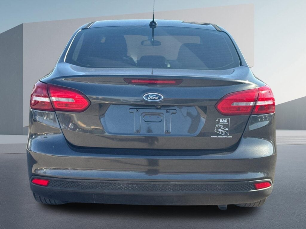 2017 Ford Focus SE Sedan