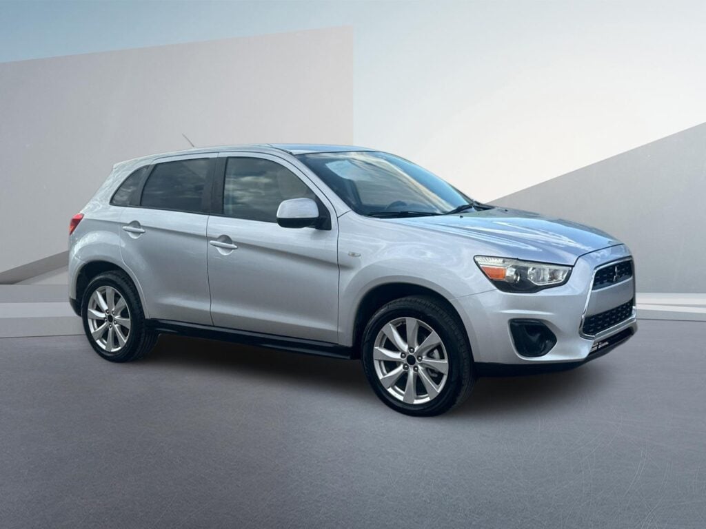 2013 Mitsubishi Outlander Sport ES 2WD
