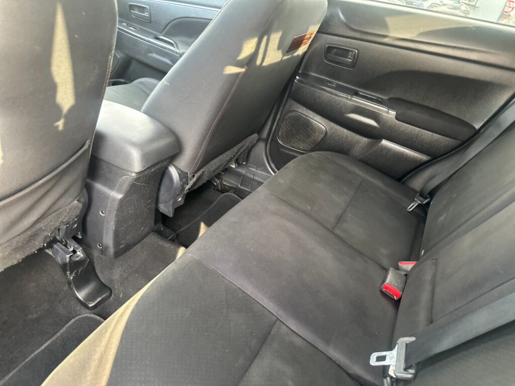 2013 Mitsubishi Outlander Sport ES 2WD