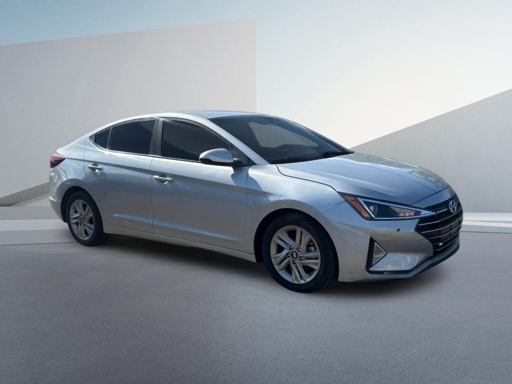 2019 Hyundai Elantra SE 6AT