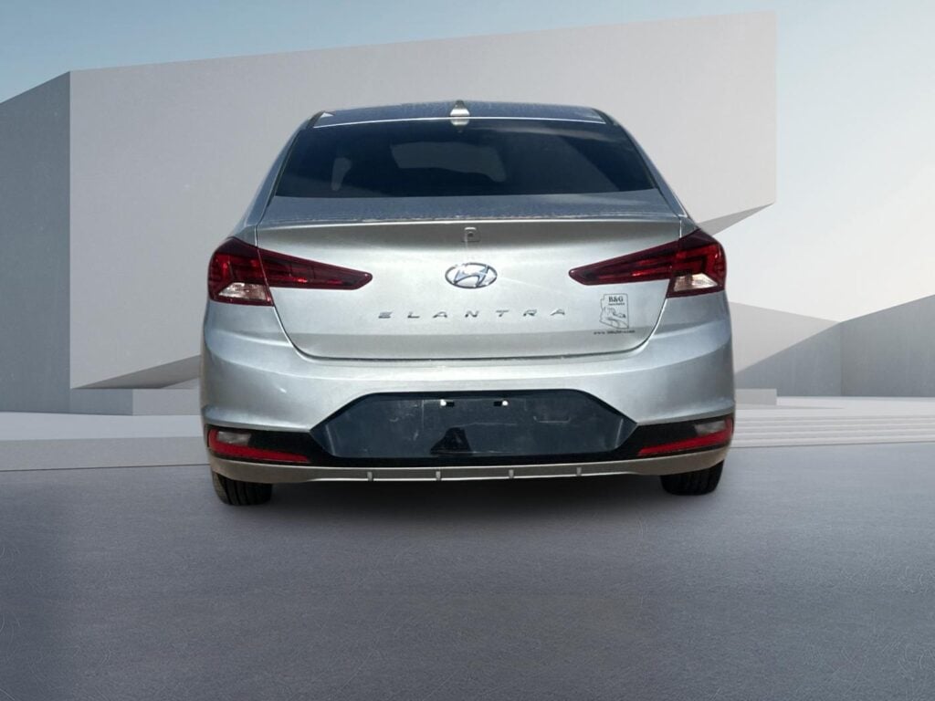 2019 Hyundai Elantra SE 6AT