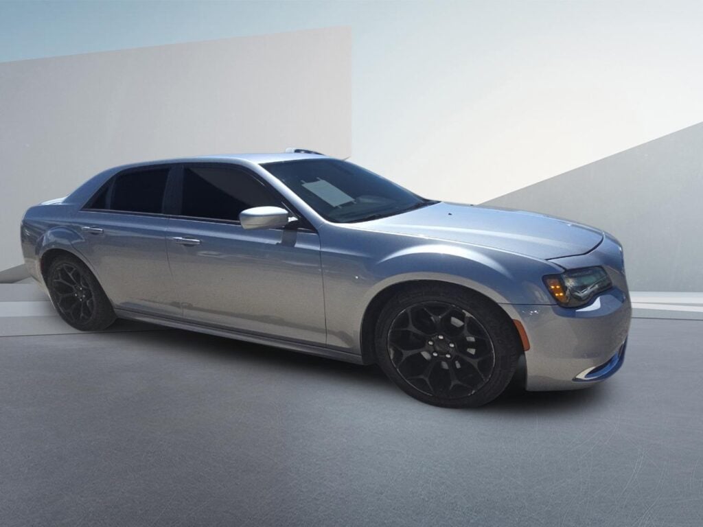 2017 Chrysler 300 S V6 RWD