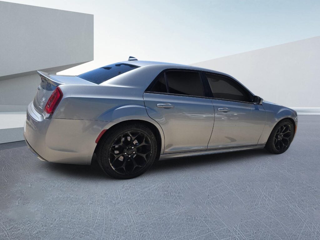 2017 Chrysler 300 S V6 RWD