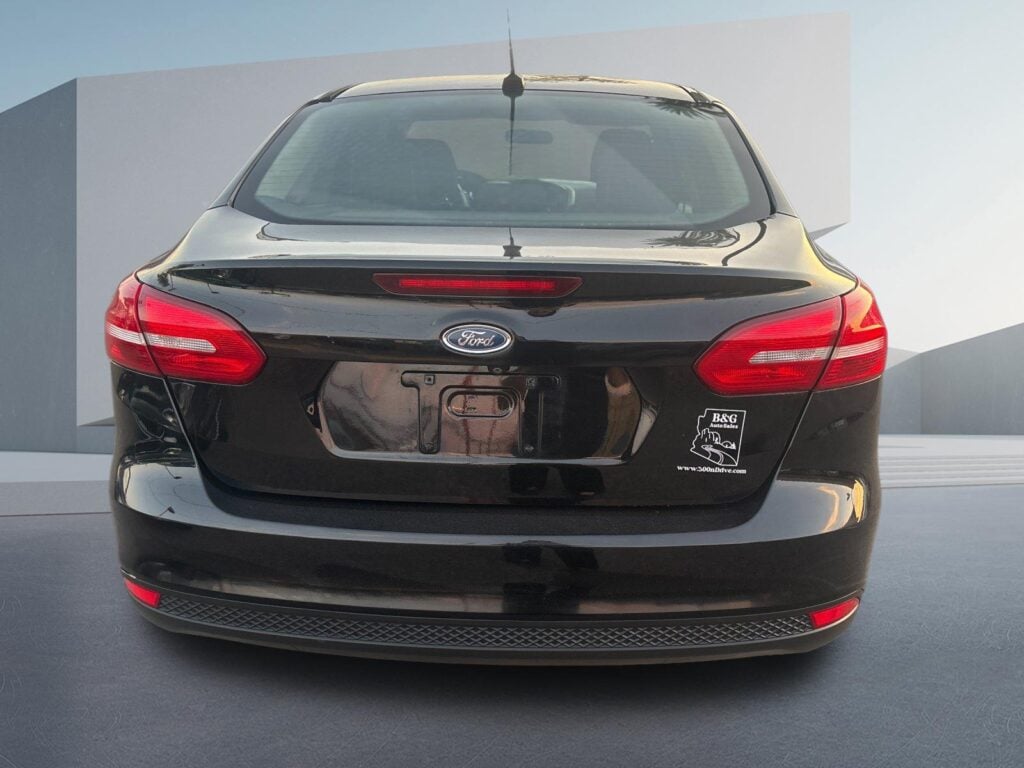 2017 Ford Focus SE Sedan