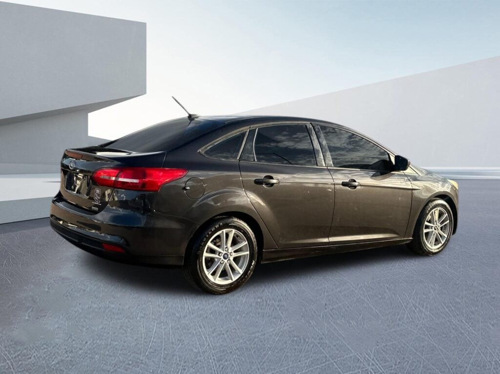 2018 Ford Focus SE Sedan