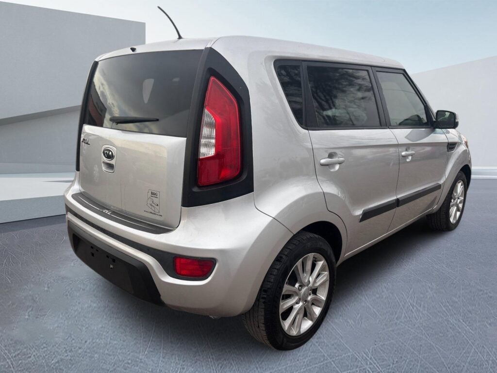 2012 Kia Soul +