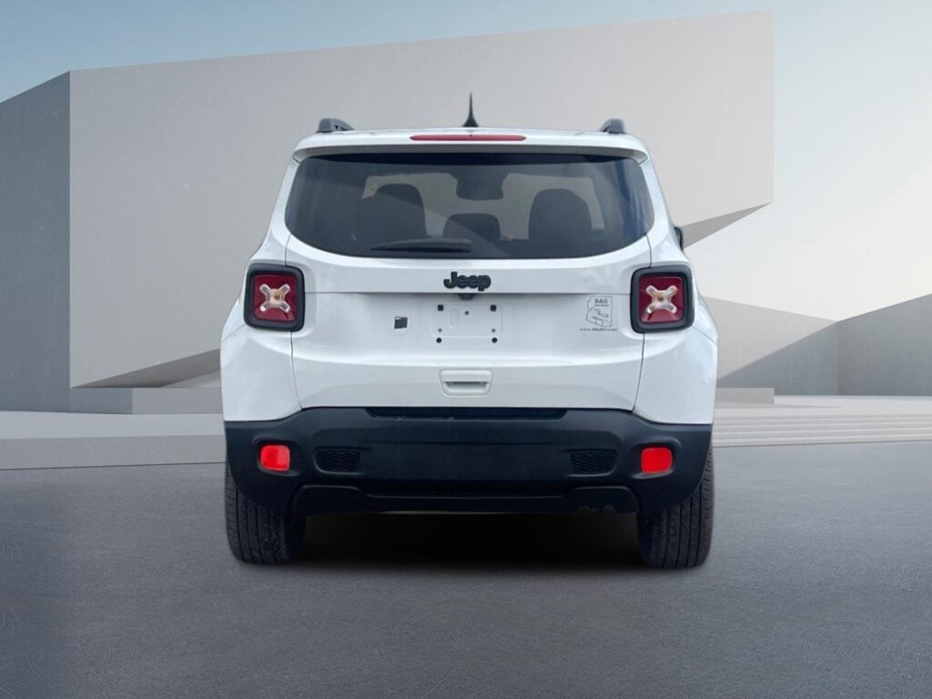 2018 Jeep Renegade Altitude FWD