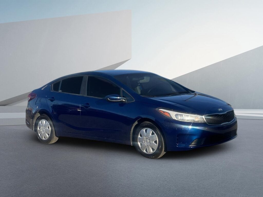 2017 Kia Forte LX 6A