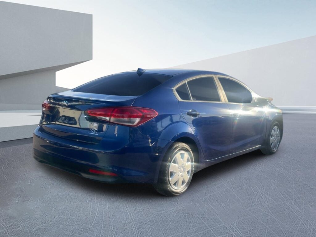 2017 Kia Forte LX 6A